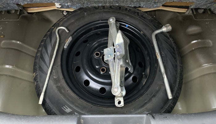 2010 Maruti A Star VXI, Petrol, Manual, 42,085 km, Spare Tyre