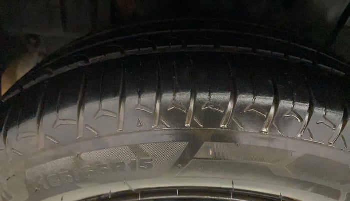 2021 Maruti Ertiga VXI CNG, CNG, Manual, 54,675 km, Right Rear Tyre Tread