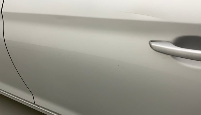 2018 Hyundai Verna 1.6 VTVT SX, Petrol, Manual, 56,462 km, Rear left door - Minor scratches