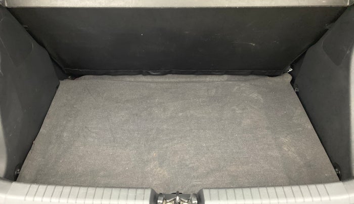 2019 Hyundai Elite i20 MAGNA+ VTVT, Petrol, Manual, 17,512 km, Boot Inside