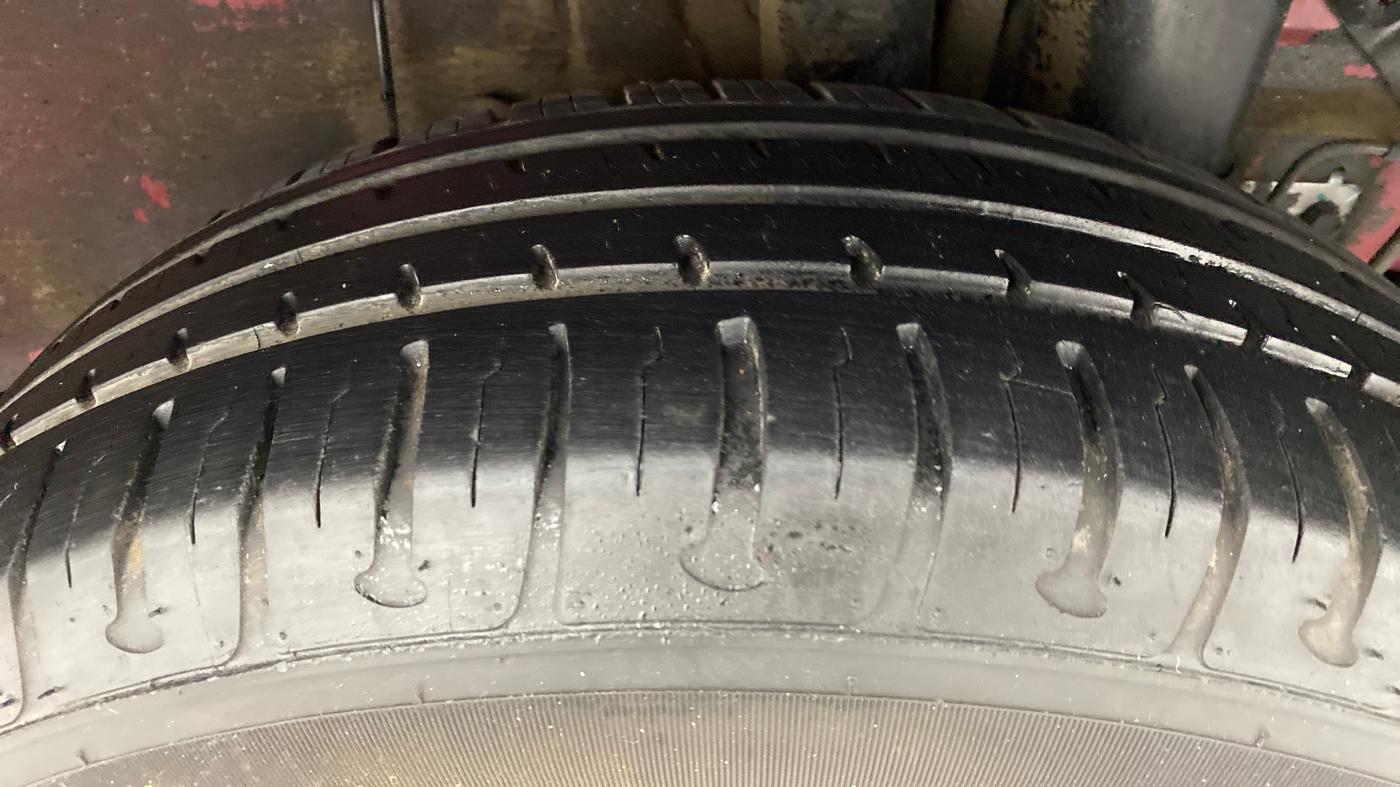 2019 Hyundai Elite i20 MAGNA+ VTVT, Petrol, Manual, 17,512 km, Left Rear Tyre Tread