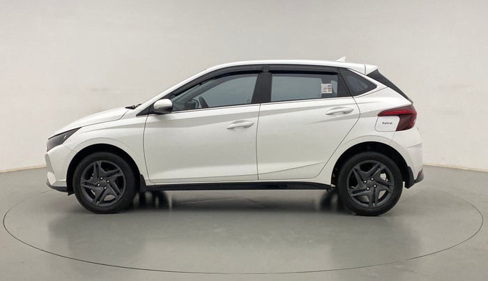 2021 Hyundai NEW I20 SPORTZ 1.2 MT, Petrol, Manual, 3,498 km, Left Side