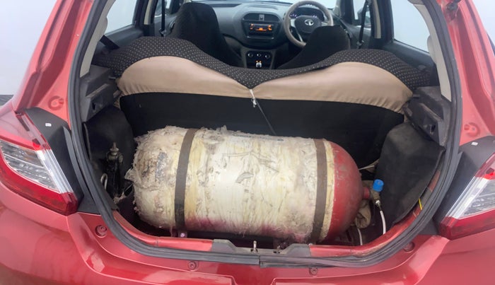 2017 Tata Tiago XE PETROL, CNG, Manual, 96,208 km, Boot Inside