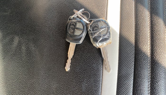 2019 Maruti Baleno DELTA PETROL 1.2, Petrol, Manual, 77,111 km, Key Close Up