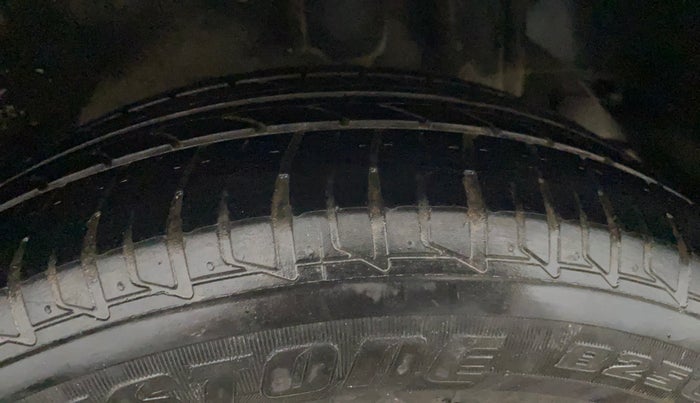 2016 Tata Zest XM PETROL, Petrol, Manual, 34,457 km, Left Rear Tyre Tread