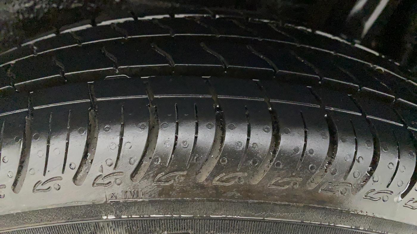 2022 Maruti S PRESSO VXI PLUS (O) AMT, Petrol, Automatic, 7,694 km, Right Front Tyre Tread