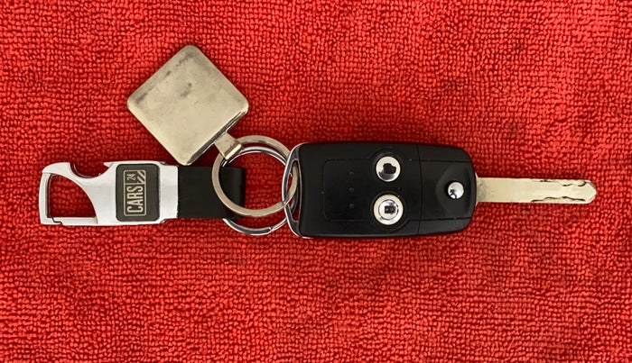 2014 Honda CRV 2.4 AWD AT, Petrol, Automatic, 50,836 km, Key Close Up