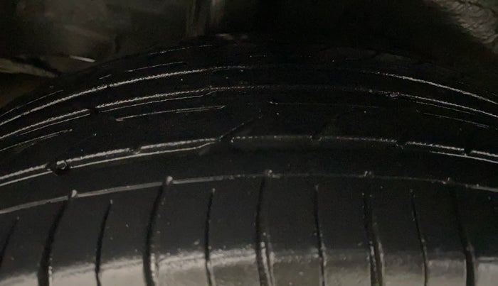 2018 Honda City 1.5L I-VTEC V MT, Petrol, Manual, 1,28,745 km, Right Rear Tyre Tread