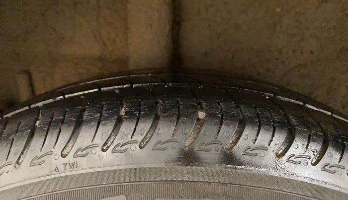 2014 Maruti Celerio VXI AMT, Petrol, Automatic, 89,619 km, Right Rear Tyre Tread