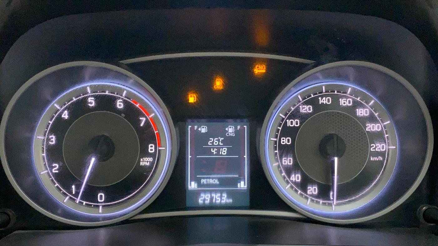 2022 Maruti Dzire ZXI CNG, CNG, Manual, 30,011 km, Odometer Image