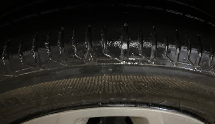 2017 Tata Tiago XT PETROL, Petrol, Manual, 28,677 km, Left Front Tyre Tread