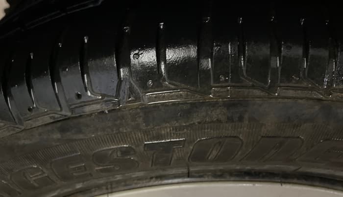 2017 Tata Tiago XT PETROL, Petrol, Manual, 28,677 km, Right Rear Tyre Tread