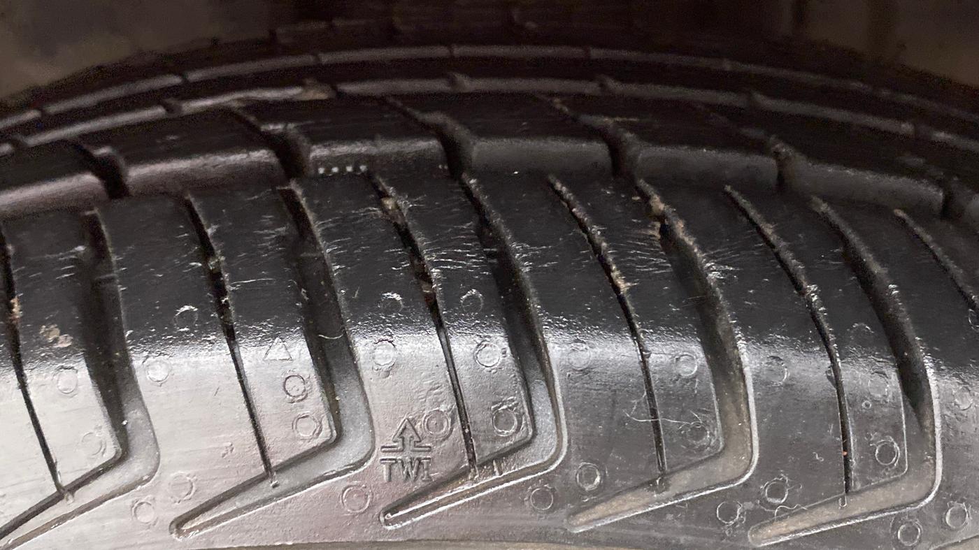 2018 Datsun Redi Go T (O), Petrol, Manual, 7,223 km, Right Front Tyre Tread