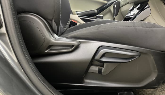 2022 Tata NEXON XZA PLUS PETROL, Petrol, Automatic, 16,253 km, Driver Side Adjustment Panel