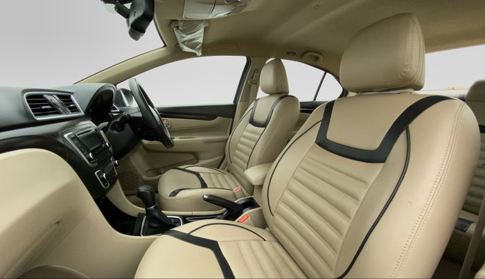 2018 Maruti Ciaz ZETA 1.4 VVT AMT, Petrol, Automatic, 39,176 km, Right Side Front Door Cabin