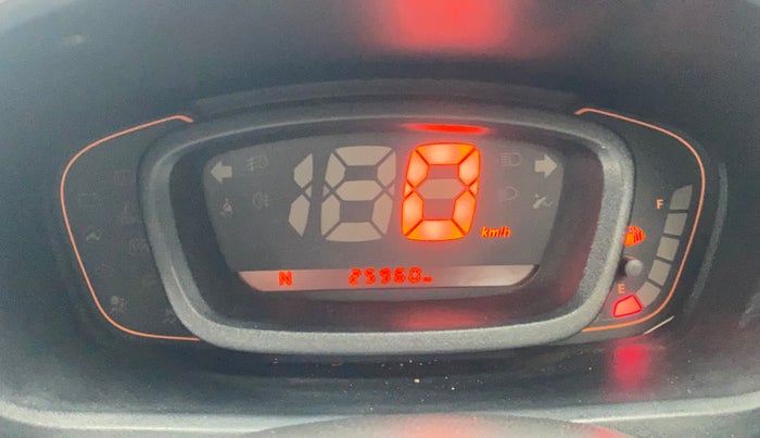 2018 Renault Kwid RXT 1.0 AMT (O), Petrol, Automatic, 25,925 km, Odometer Image