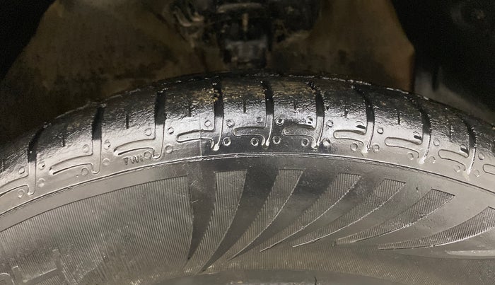 2022 Hyundai GRAND I10 NIOS MAGNA 1.2 KAPPA VTVT, Petrol, Manual, 65,523 km, Right Front Tyre Tread