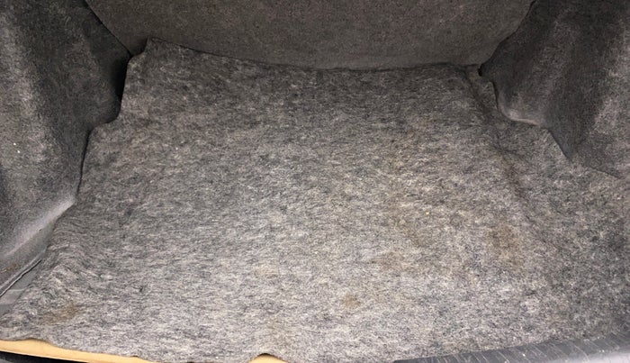 2016 Honda Amaze 1.2L I-VTEC S, Petrol, Manual, 56,855 km, Boot Inside