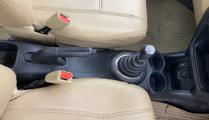 2016 Honda Amaze 1.2L I-VTEC S, Petrol, Manual, 56,855 km, Gear Lever