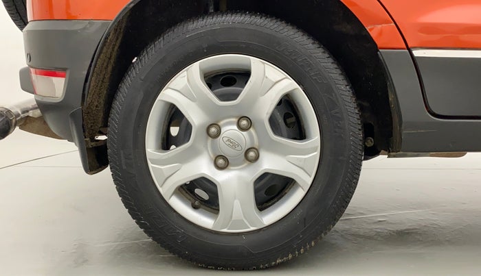 2016 Ford Ecosport AMBIENTE 1.5L PETROL, CNG, Manual, 72,571 km, Right Rear Wheel