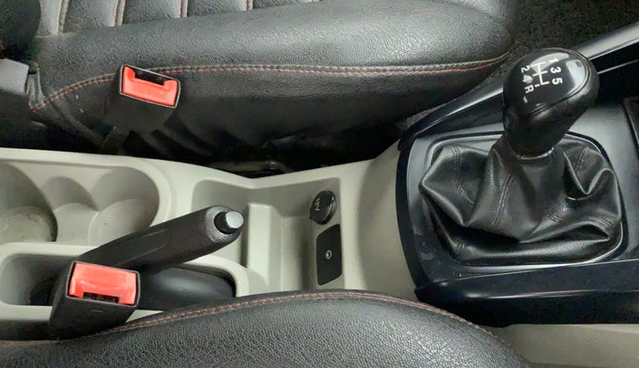 2016 Ford Ecosport AMBIENTE 1.5L PETROL, CNG, Manual, 72,571 km, Gear Lever