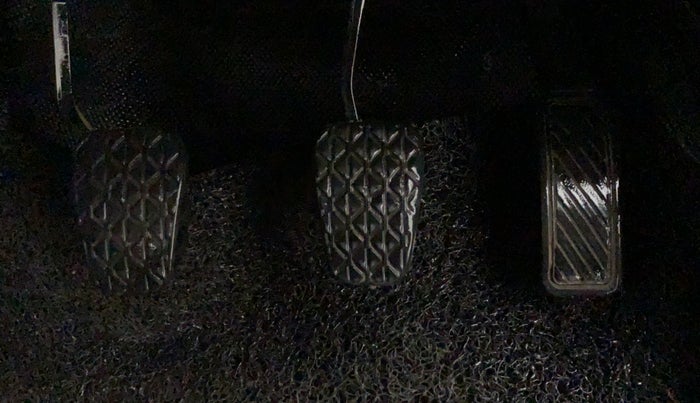 2016 Ford Ecosport AMBIENTE 1.5L PETROL, CNG, Manual, 72,571 km, Pedals