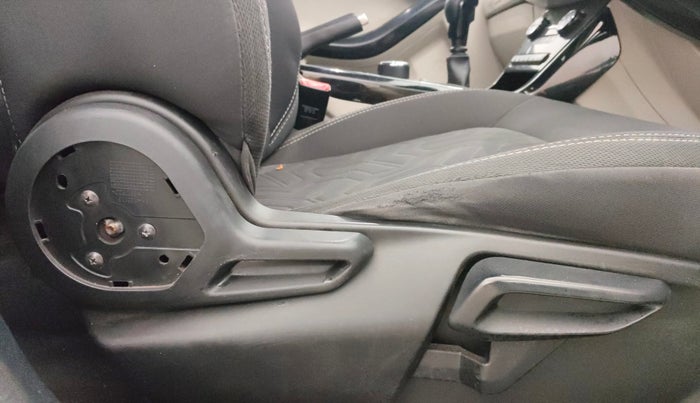 2021 Tata NEXON XZ PLUS (O) PETROL, CNG, Manual, 44,614 km, Driver Side Adjustment Panel