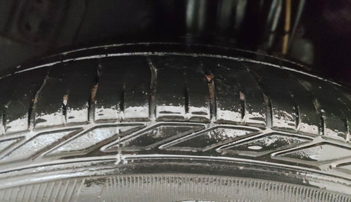 2021 Tata NEXON XZ PLUS (O) PETROL, CNG, Manual, 44,614 km, Left Rear Tyre Tread