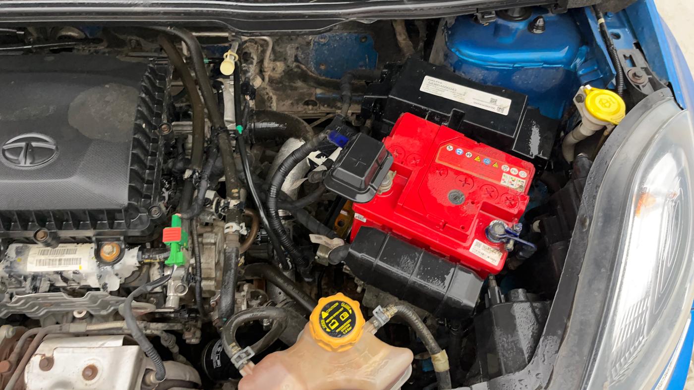 2019 Tata NEXON XM PETROL, Petrol, Manual, 47,940 km, Engine View - Left