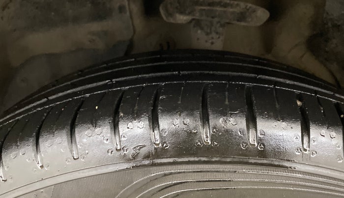 2021 MG HECTOR SHARP 1.5 DCT PETROL, Petrol, Automatic, 37,790 km, Left Front Tyre Tread