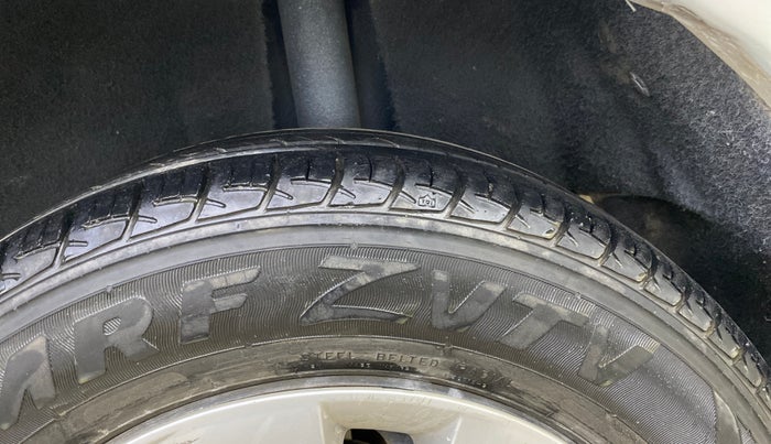 2018 Maruti Baleno DELTA PETROL 1.2, Petrol, Manual, 50,210 km, Left Rear Tyre Tread