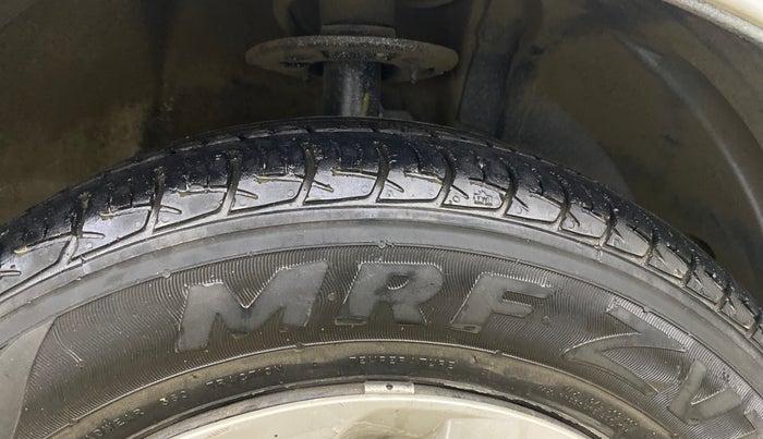 2018 Maruti Baleno DELTA PETROL 1.2, Petrol, Manual, 50,210 km, Right Front Tyre Tread