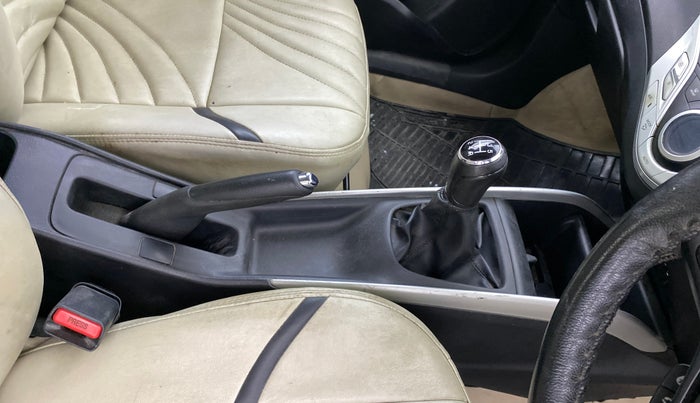 2018 Maruti Baleno DELTA PETROL 1.2, Petrol, Manual, 50,210 km, Gear Lever