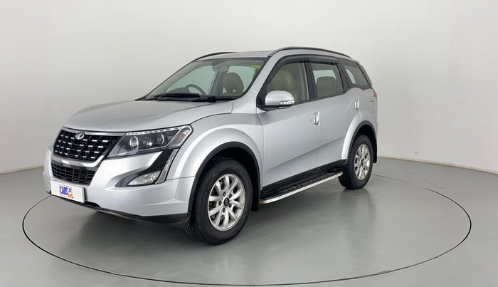 2018 Mahindra XUV500 W9, Diesel, Manual, 65,454 km, Left Front Diagonal