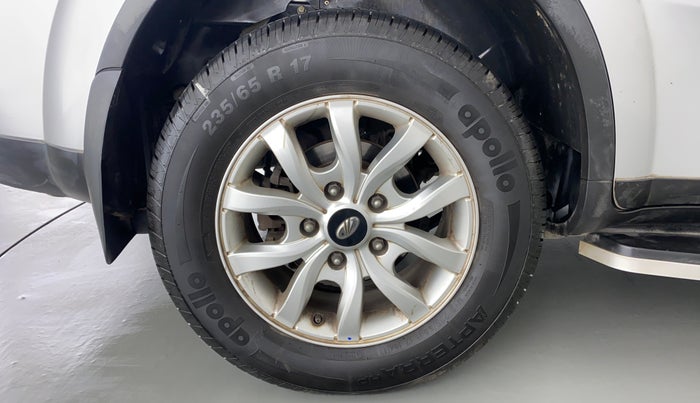 2018 Mahindra XUV500 W9, Diesel, Manual, 65,454 km, Right Rear Wheel