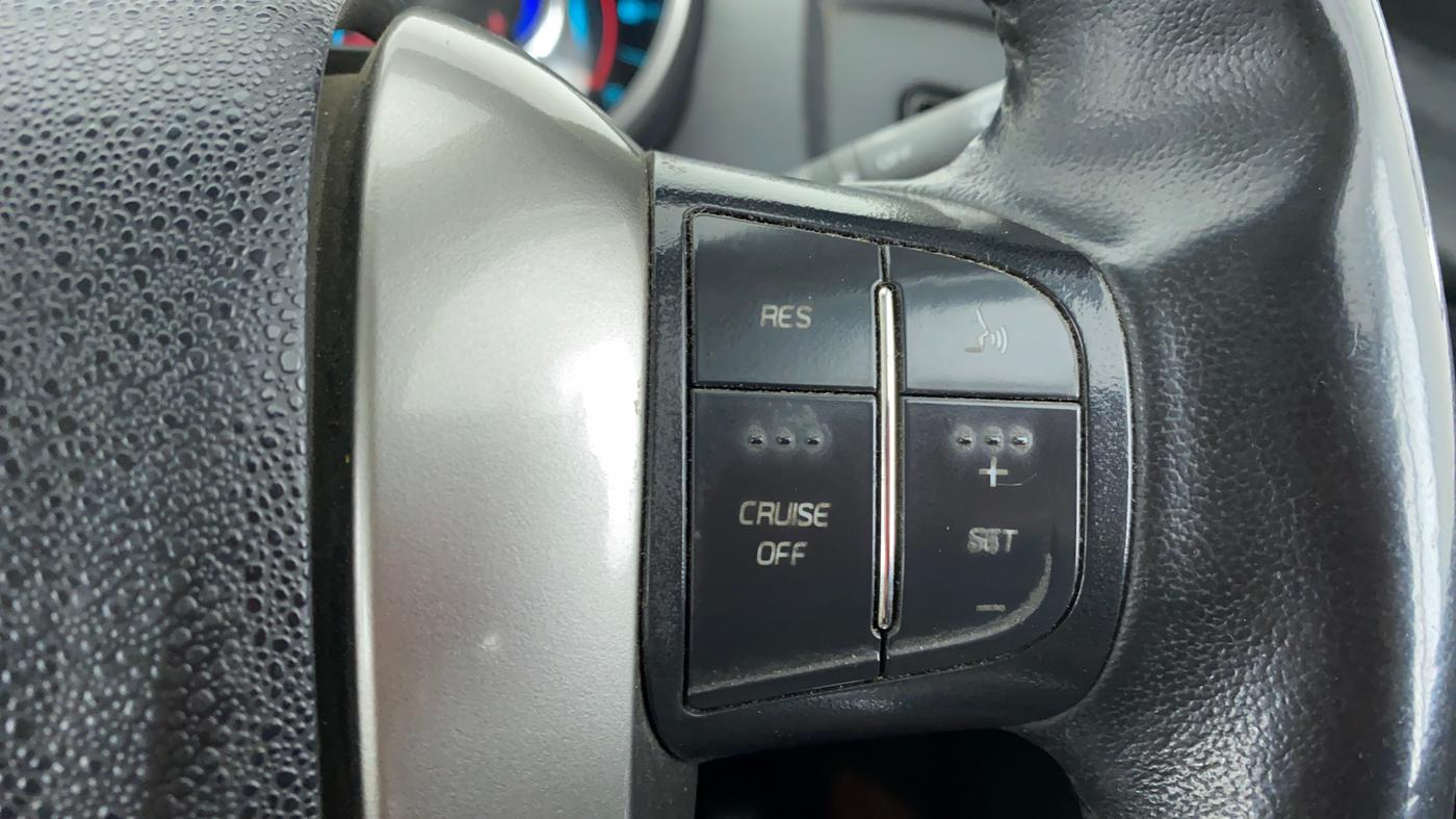 2018 Mahindra XUV500 W9, Diesel, Manual, 65,454 km, Adaptive Cruise Control