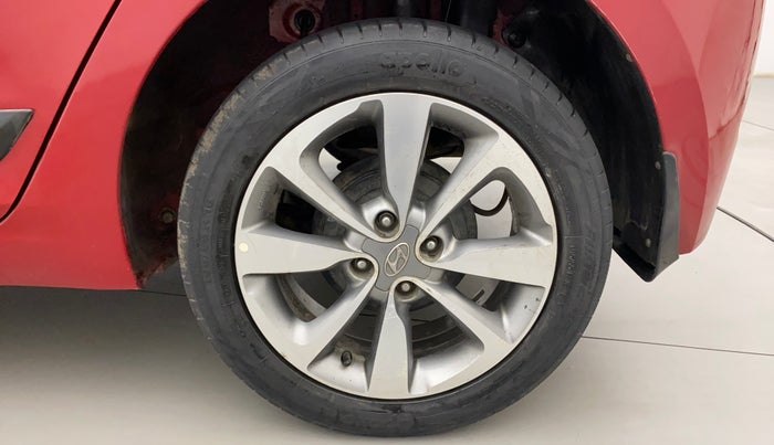 2016 Hyundai Elite i20 ASTA 1.2 (O), Petrol, Manual, 89,426 km, Left Rear Wheel