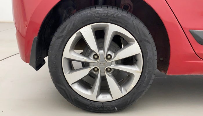 2016 Hyundai Elite i20 ASTA 1.2 (O), Petrol, Manual, 89,426 km, Right Rear Wheel