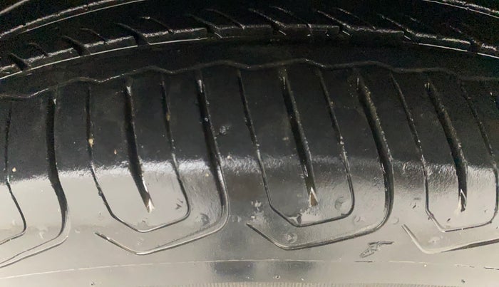 2024 Tata NEXON CREATIVE + SUNROOF 1.2 PETROL, Petrol, Manual, 38,659 km, Left Front Tyre Tread