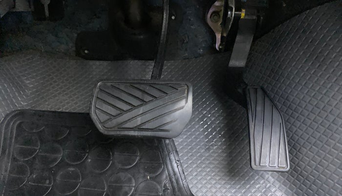 2014 Maruti Celerio VXI AGS, Petrol, Automatic, 89,083 km, Pedals