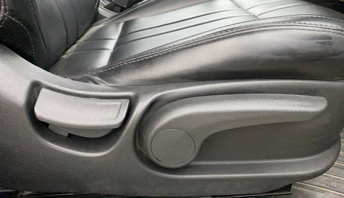 2021 Hyundai Verna SX 1.5 VTVT, Petrol, Manual, 63,756 km, Driver Side Adjustment Panel