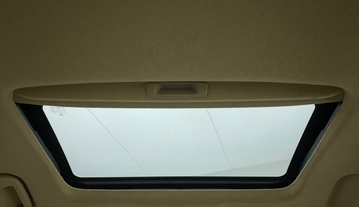 2016 Honda City 1.5L I-VTEC VX CVT, Petrol, Automatic, 1,01,478 km, Moonroof/ Sunroof