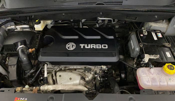 2025 MG HECTOR PLUS SHARP PRO 1.5 TURBO MT 7 STR, Petrol, Manual, 1,516 km, Engine View