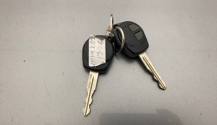 2015 Maruti Wagon R Stingray VXI, Petrol, Manual, 31,893 km, Key Close Up