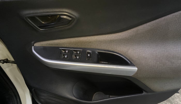 2024 Nissan MAGNITE  XE AMT EZ Shift, Petrol, Automatic, 33,642 km, Driver Side Door Panels Control