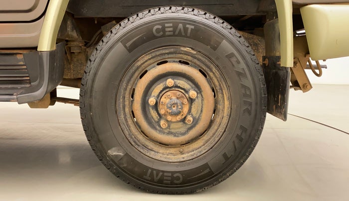 2016 Mahindra Bolero ZLX BS IV, Diesel, Manual, 1,39,583 km, Left Rear Wheel