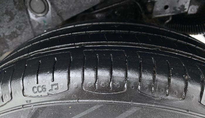 2012 Hyundai Santro Xing GLS PLUS AUDIO, Petrol, Manual, 1,04,398 km, Left Rear Tyre Tread