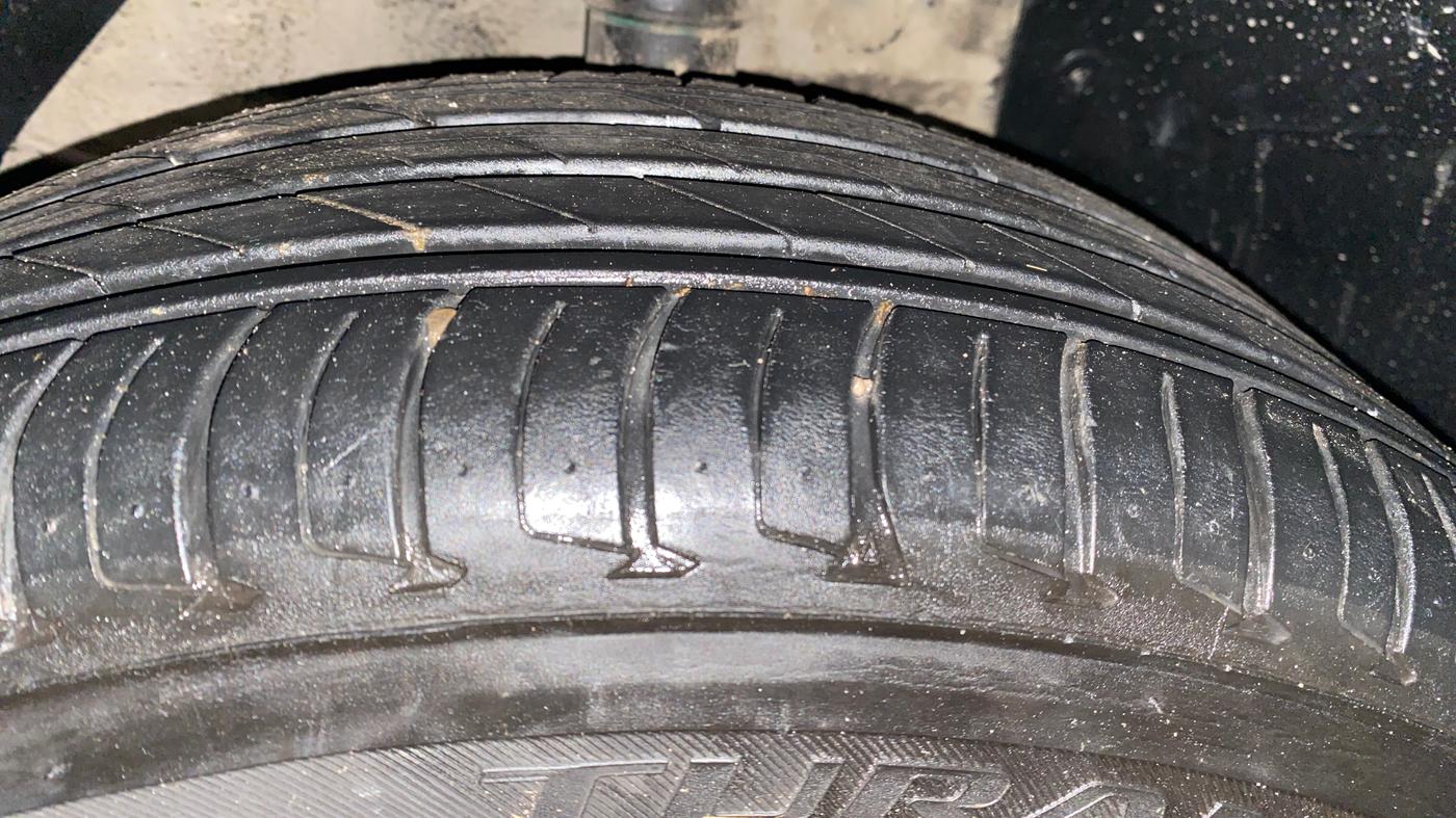 2017 Maruti S Cross ALPHA 1.3, Diesel, Manual, 56,708 km, Left Front Tyre Tread