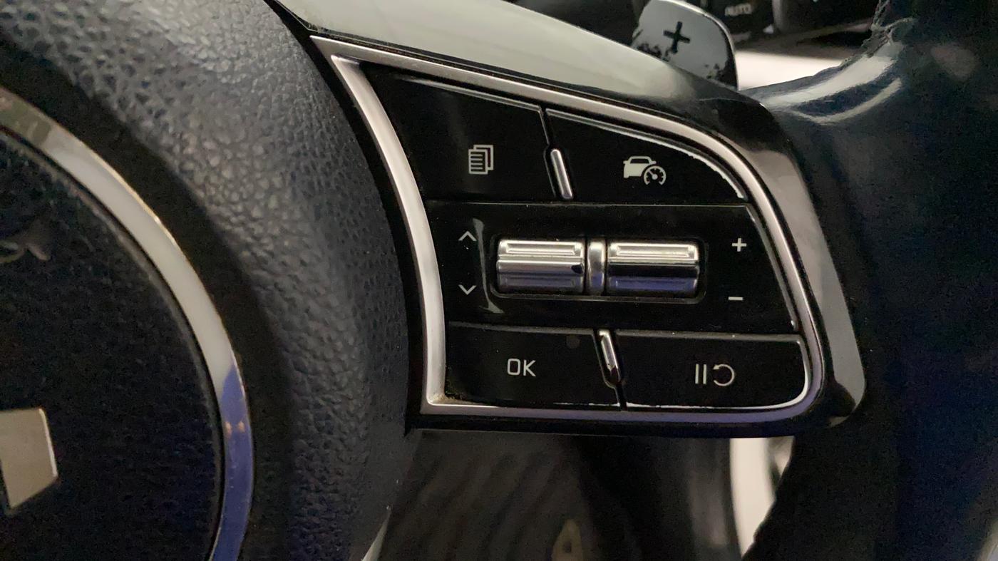 2022 KIA CARENS LUXURY PLUS 1.5 DIESEL AT 6 STR, Diesel, Automatic, 1,12,455 km, Adaptive Cruise Control