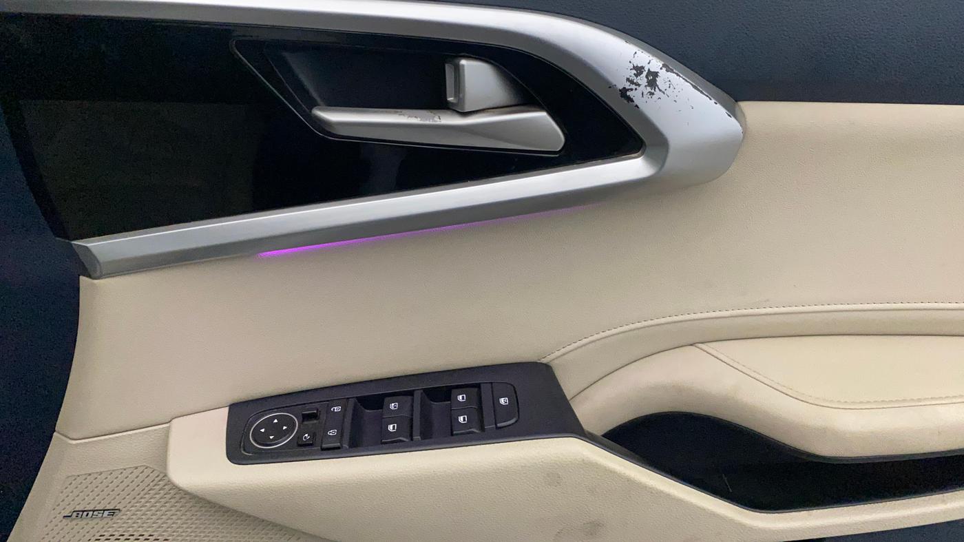 2022 KIA CARENS LUXURY PLUS 1.5 DIESEL AT 6 STR, Diesel, Automatic, 1,12,455 km, Driver Side Door Panels Control